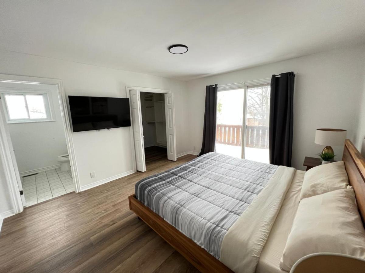 Letitia Heights !E Spacious And Quiet Private Bedroom With Private Bathroom Беррі Екстер'єр фото