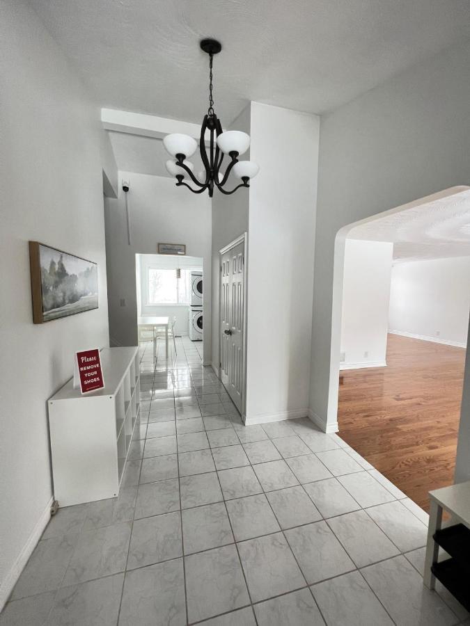 Letitia Heights !E Spacious And Quiet Private Bedroom With Private Bathroom Беррі Екстер'єр фото